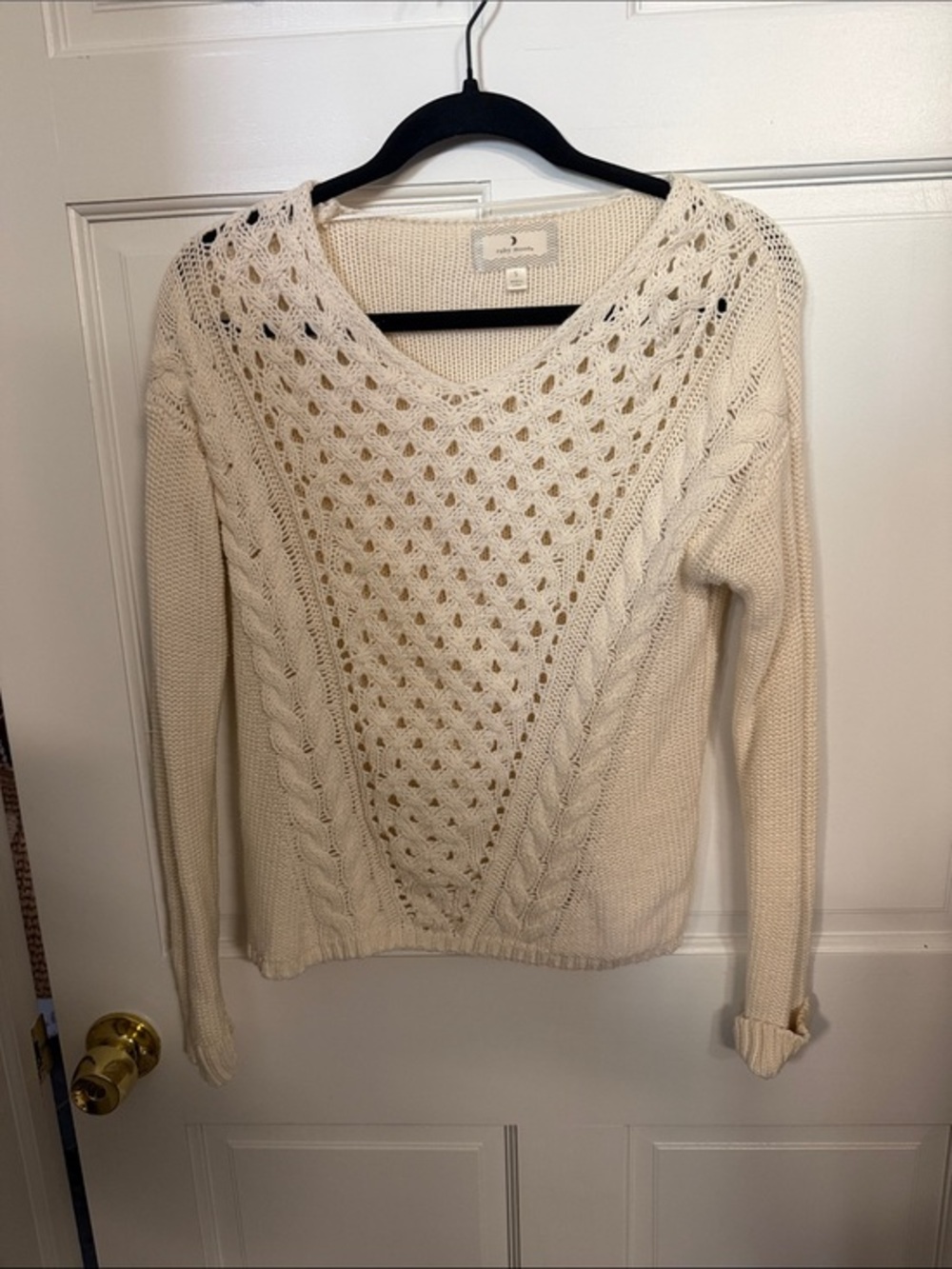 ruby moon Cream V-Neck Open Cable Knit Sweater